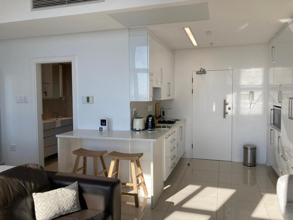 Urban Awe Apartment-Itowers 23Rd Floor غابورون المظهر الخارجي الصورة
